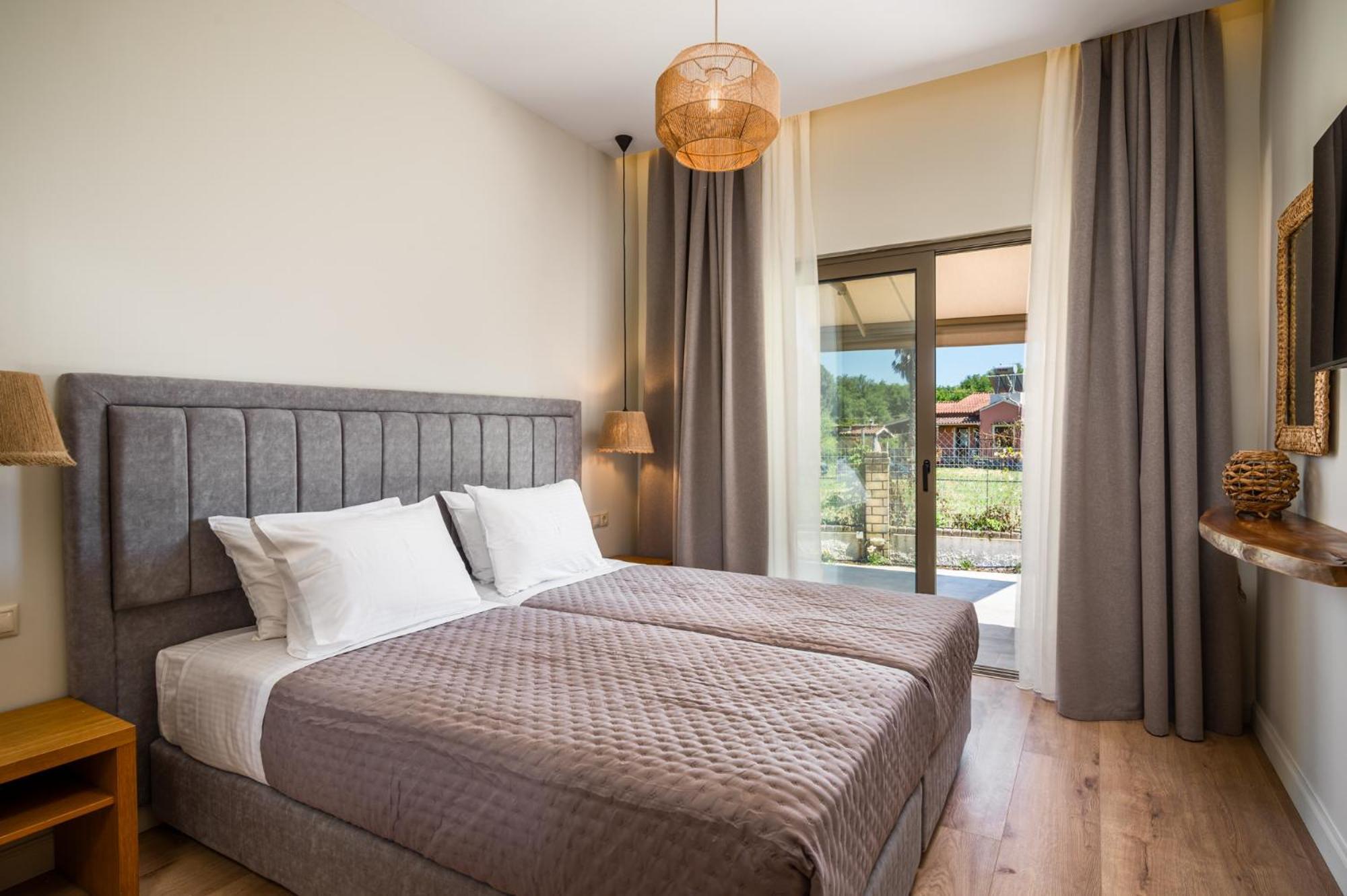 Phos Elegant Residences By Konnect, 400m To The * Dassia (Corfu)